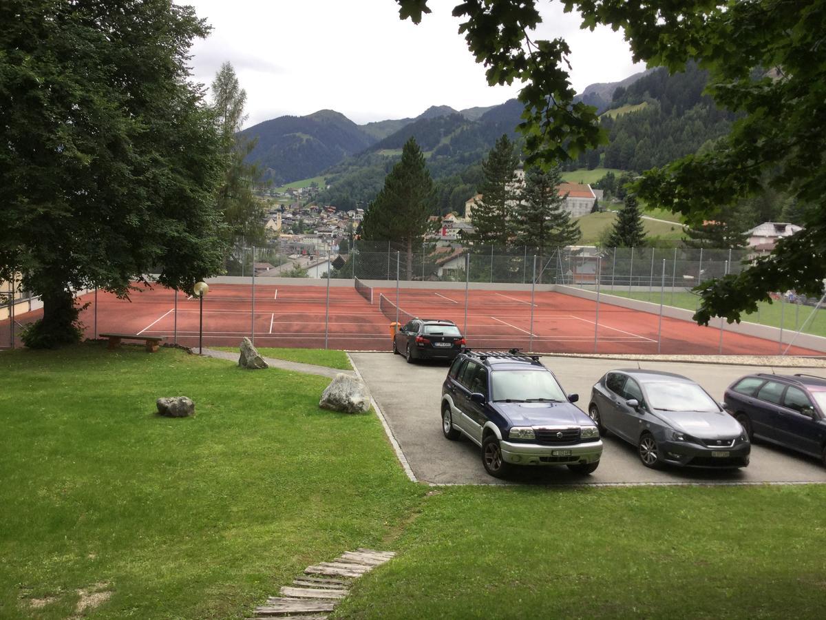 Disentis Apartment Bagian luar foto
